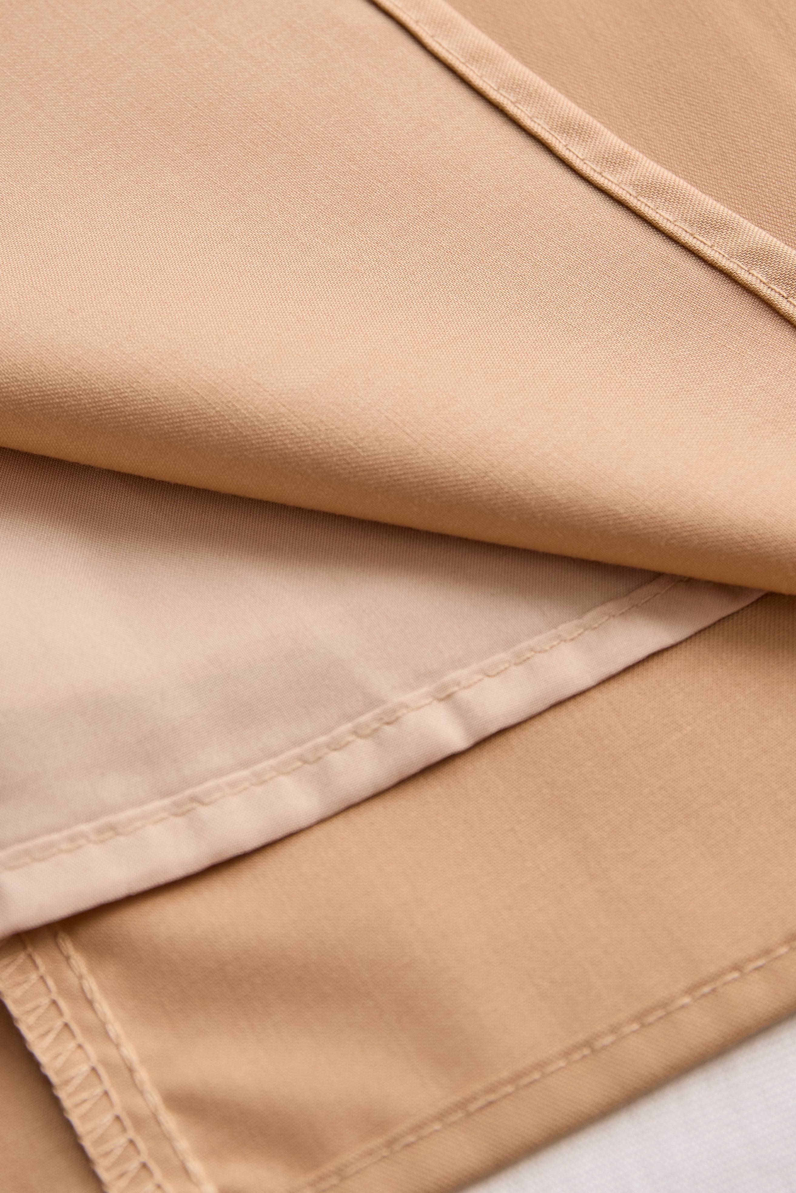 Stylish Sleeveless Halter Blouse with Neck Tie Detail | Elegant Women's Dress