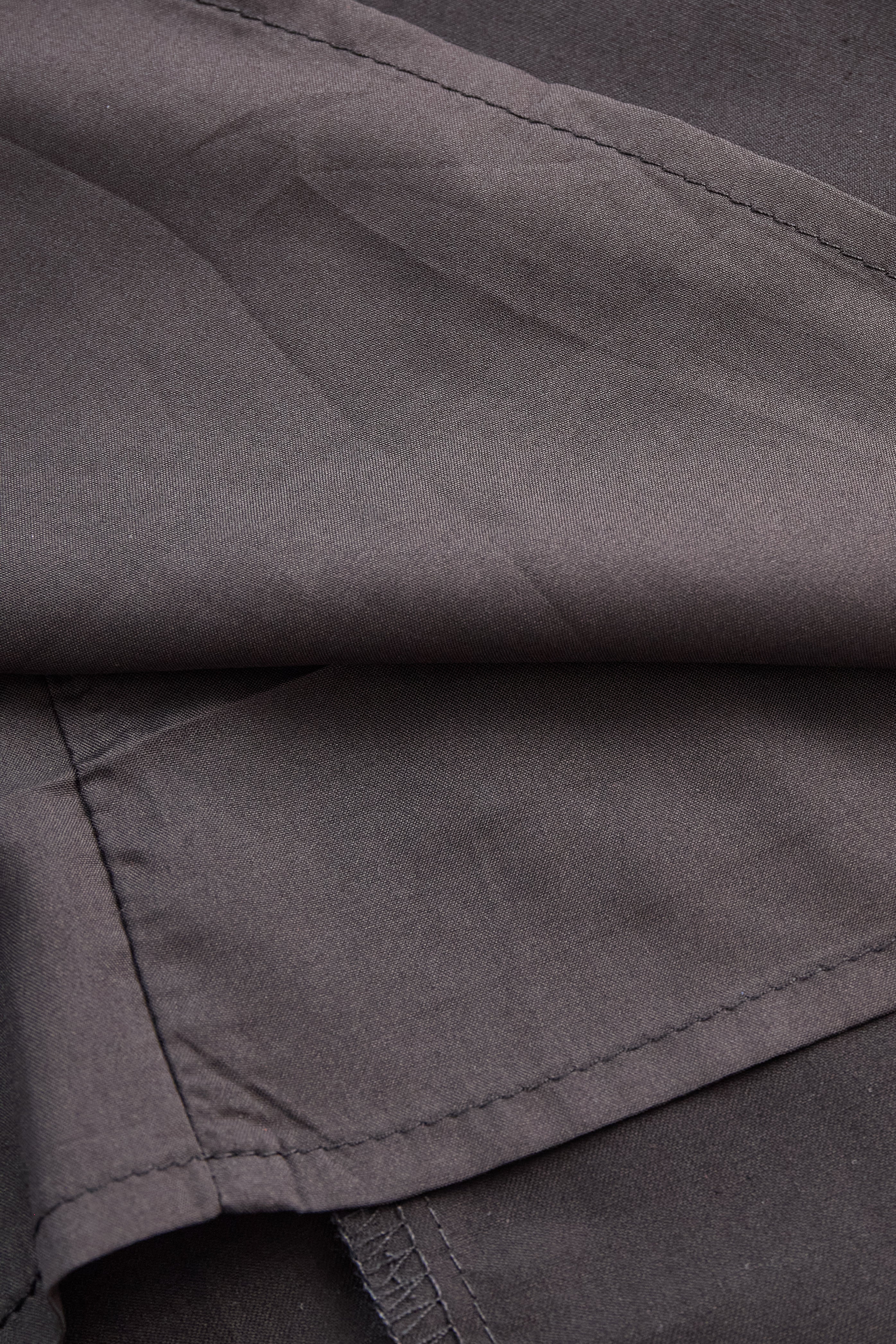 Stylish Sleeveless Halter Neck Blouse With Bold Contrast Trim | Elegant Women's Dress