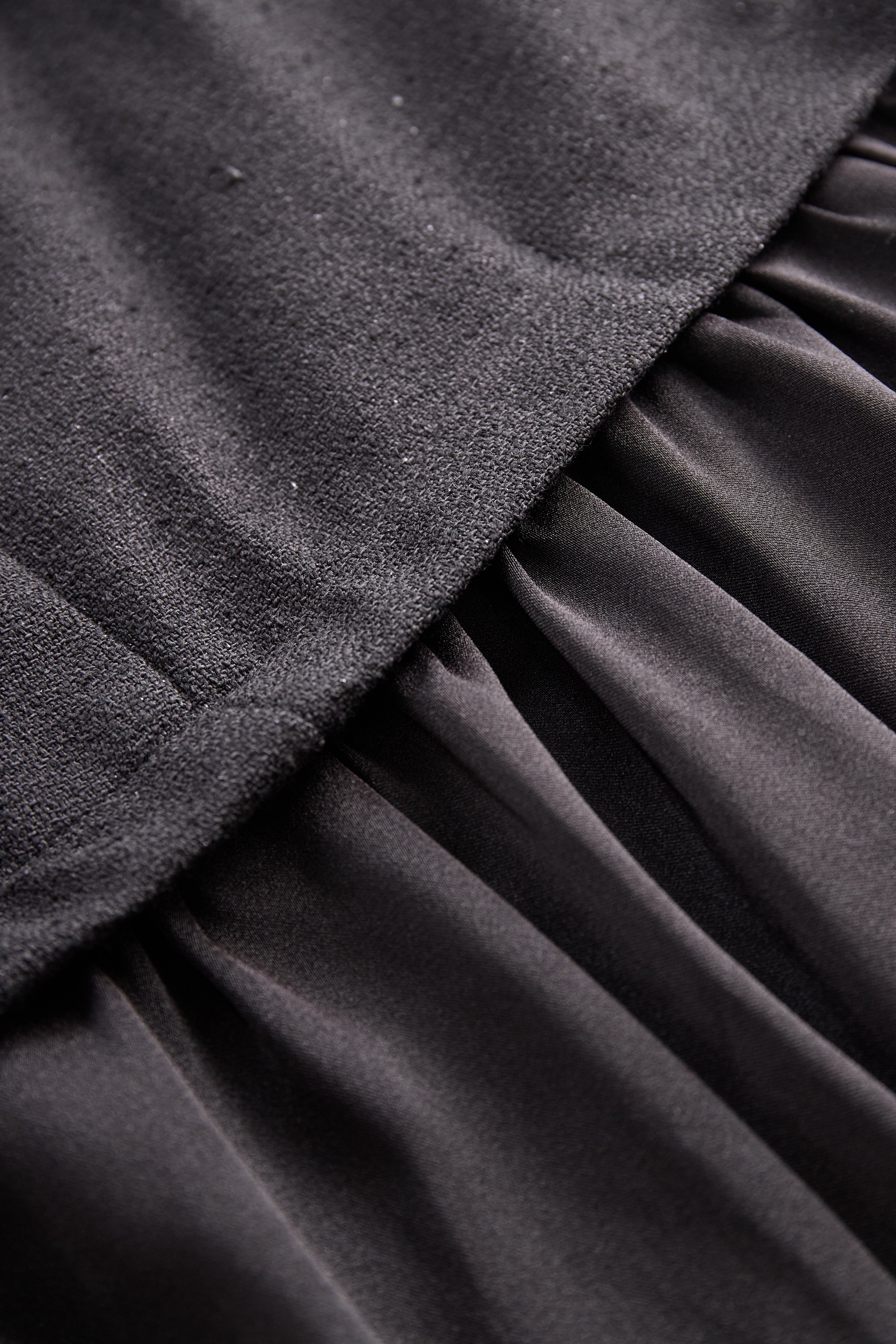 Pearl Button Vest And Maxi Skirt Two-Piece Set | Elegant Women's Dress